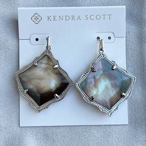 Kendra Scott Black Mother of Pearl Kirsten Earrings in Silver